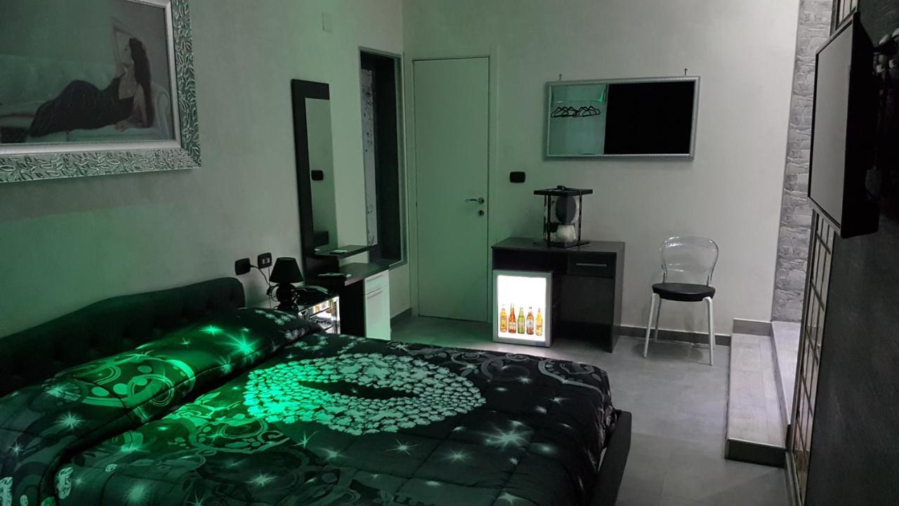 Hotel Taromy Naples Extérieur photo