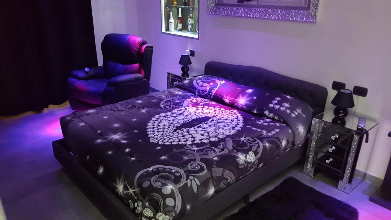 Hotel Taromy Naples Extérieur photo