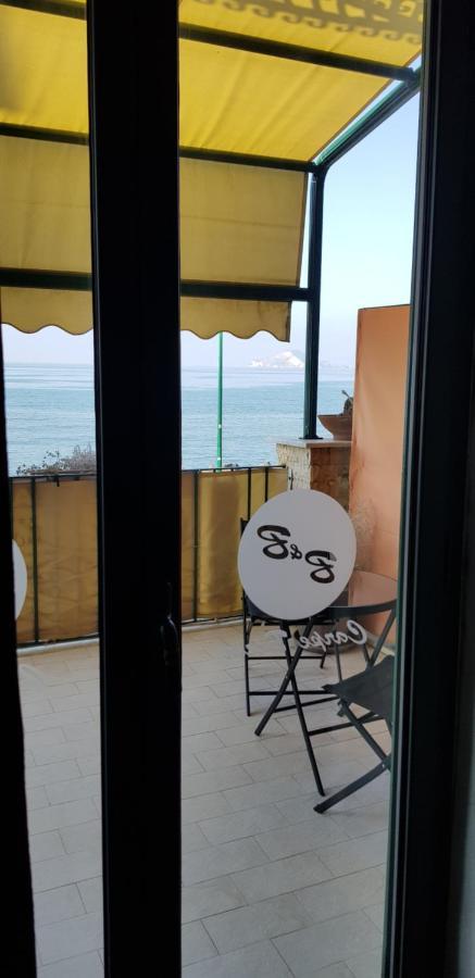 Hotel Taromy Naples Extérieur photo