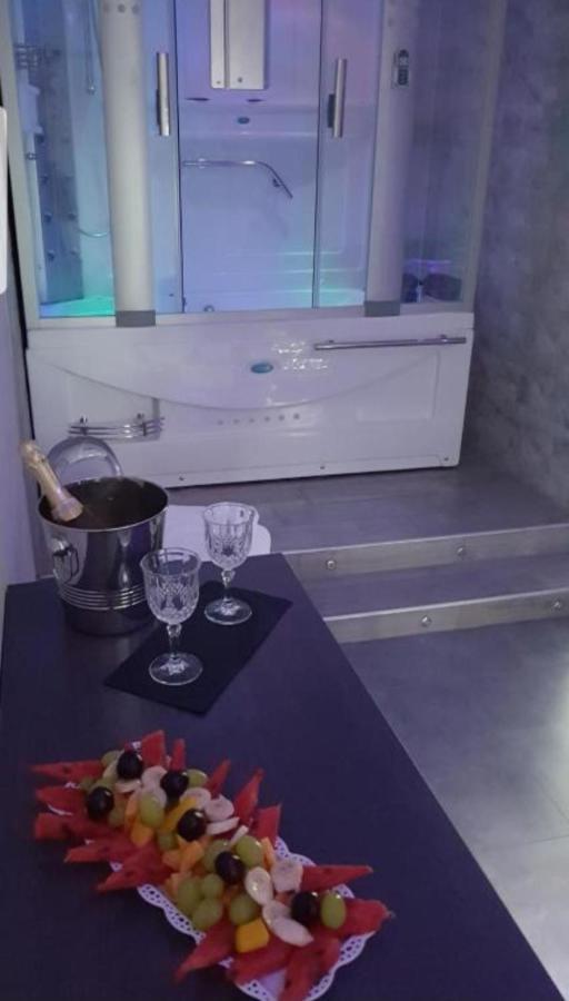Hotel Taromy Naples Extérieur photo